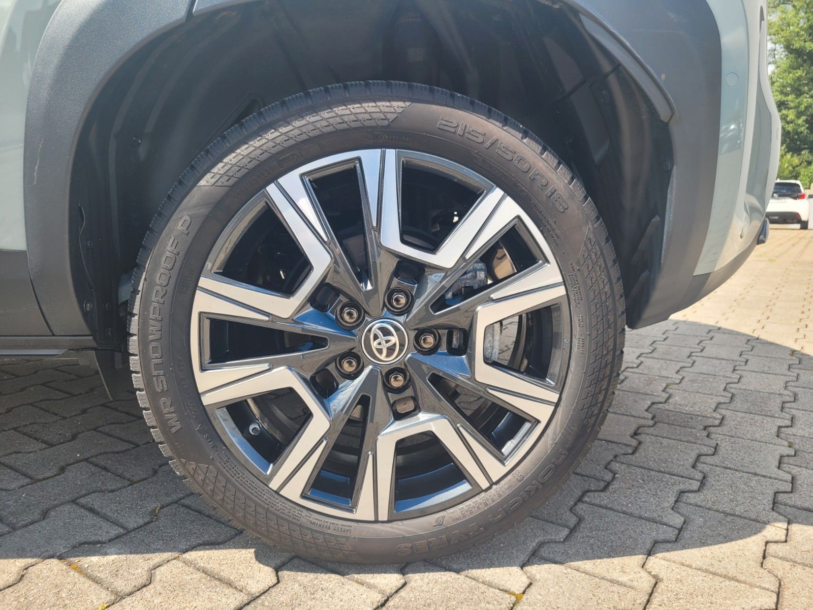 Toyota Yaris Cross Hybrid 4x4 Premiere Edt.*Vollausst.*