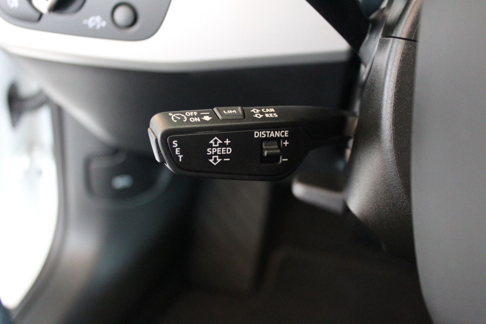 Audi A4 Avant 40 TDI S tronic - Samsaru's Car Outlet