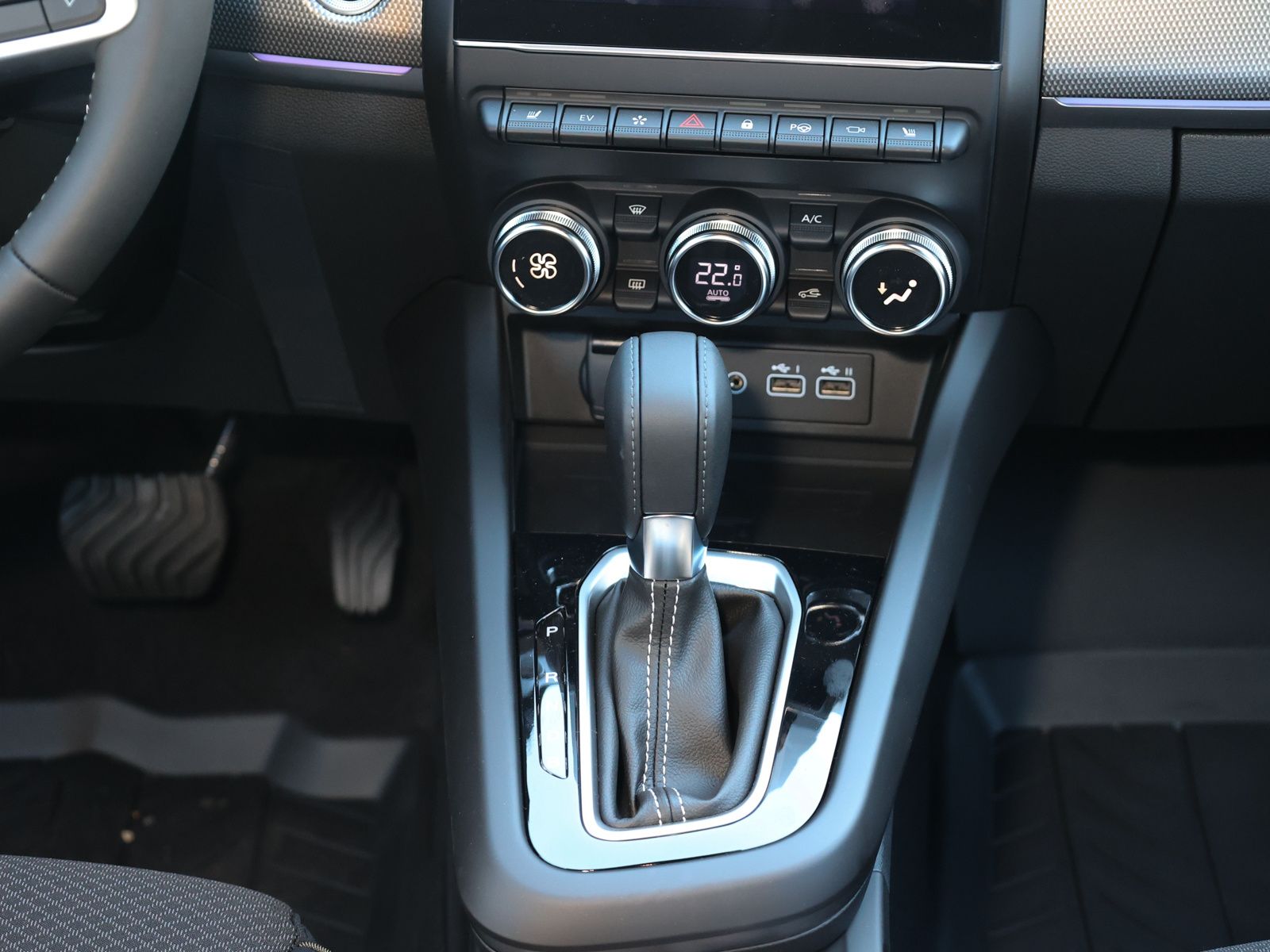 Renault Arkana TECHNO+E-Tech Full Hybrid - Samsaru's Car Outlet