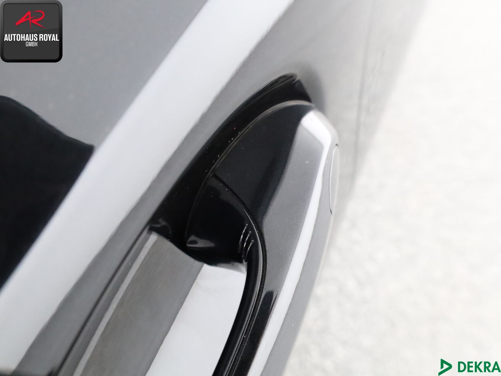 BMW 320 e M SPORT - Samsaru's Car Outlet