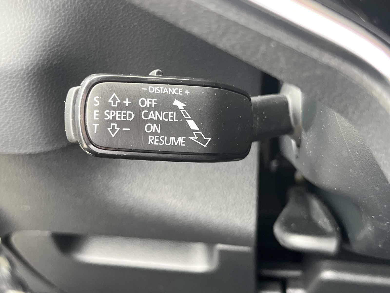 Skoda Karoq Sportline 1.5TSI DSG Navi LED Panorama ACC