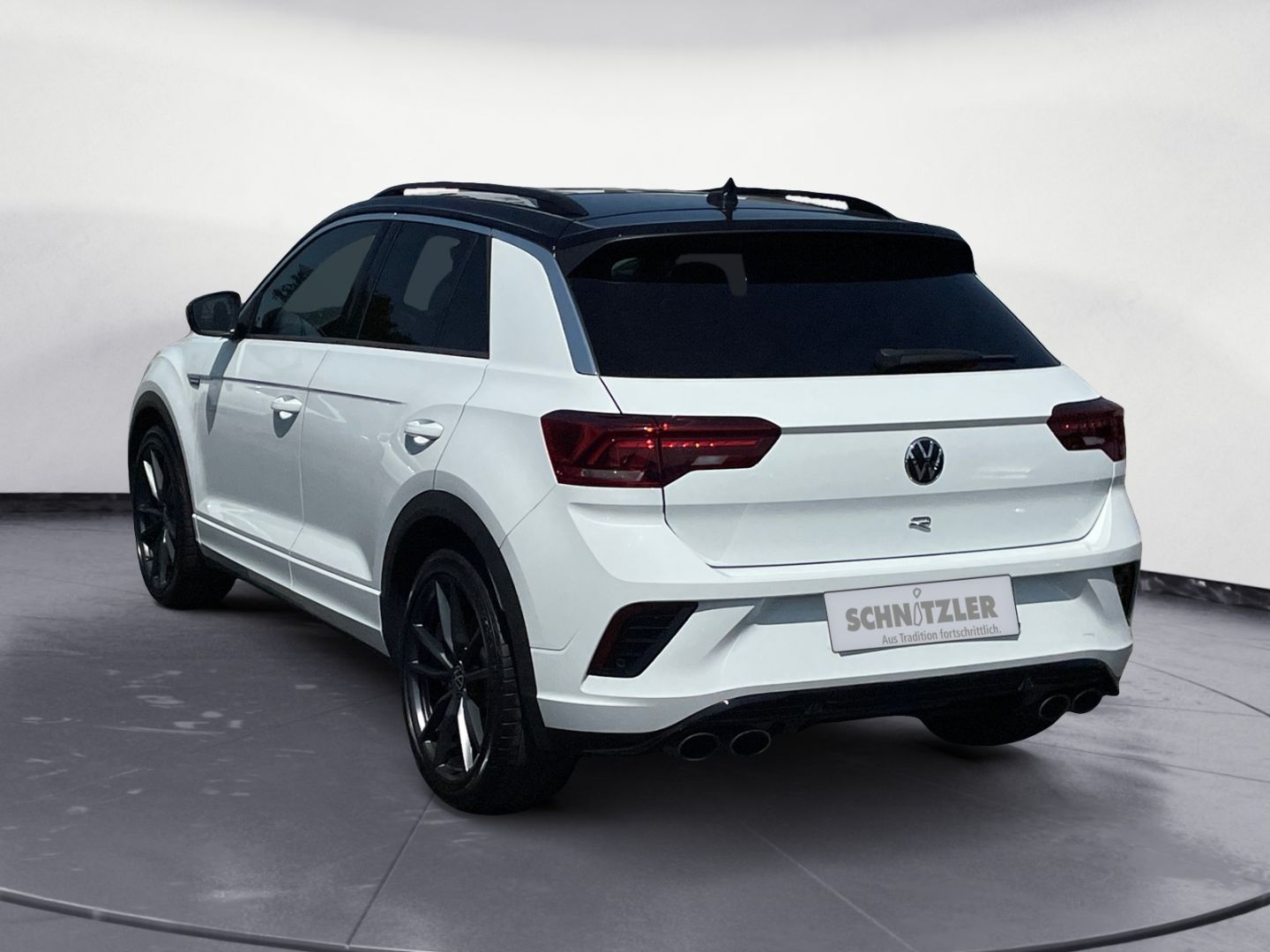 Volkswagen T-Roc R 2.0 TSI 4M DSG - Samsaru's Car Outlet