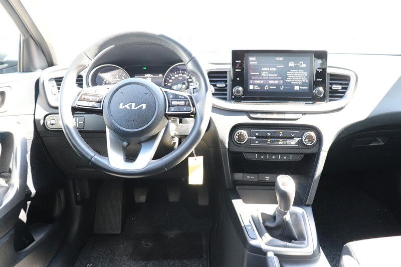 Kia XCeed 1.0 T-GDI Vision - Samsaru's Car Outlet