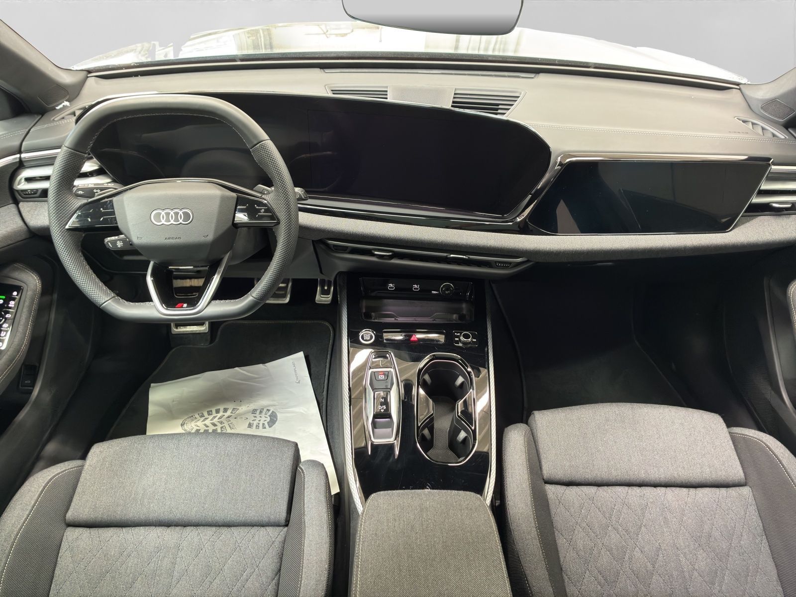 Audi A5 Avant TFSI Q 2x S LINE PANO LM19 AHK 360