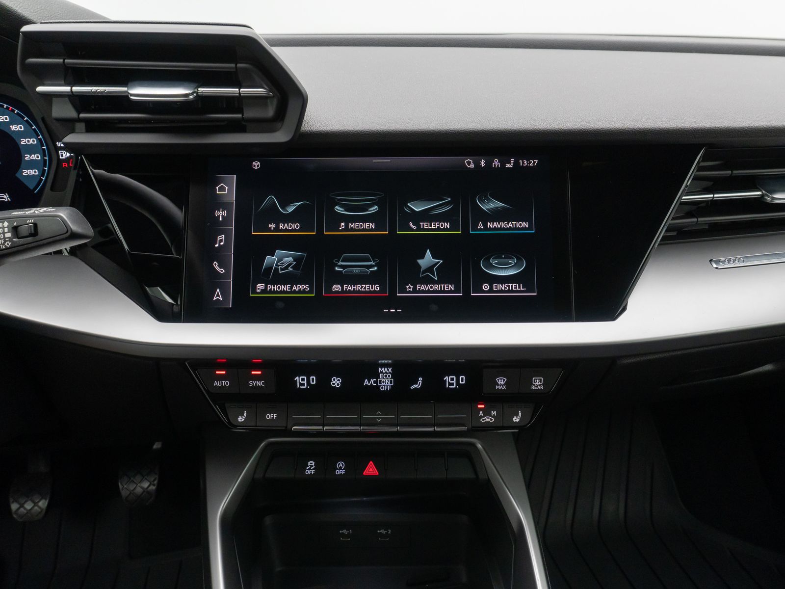 Audi A3 35 TFSI Sportback - Samsaru's Car Outlet