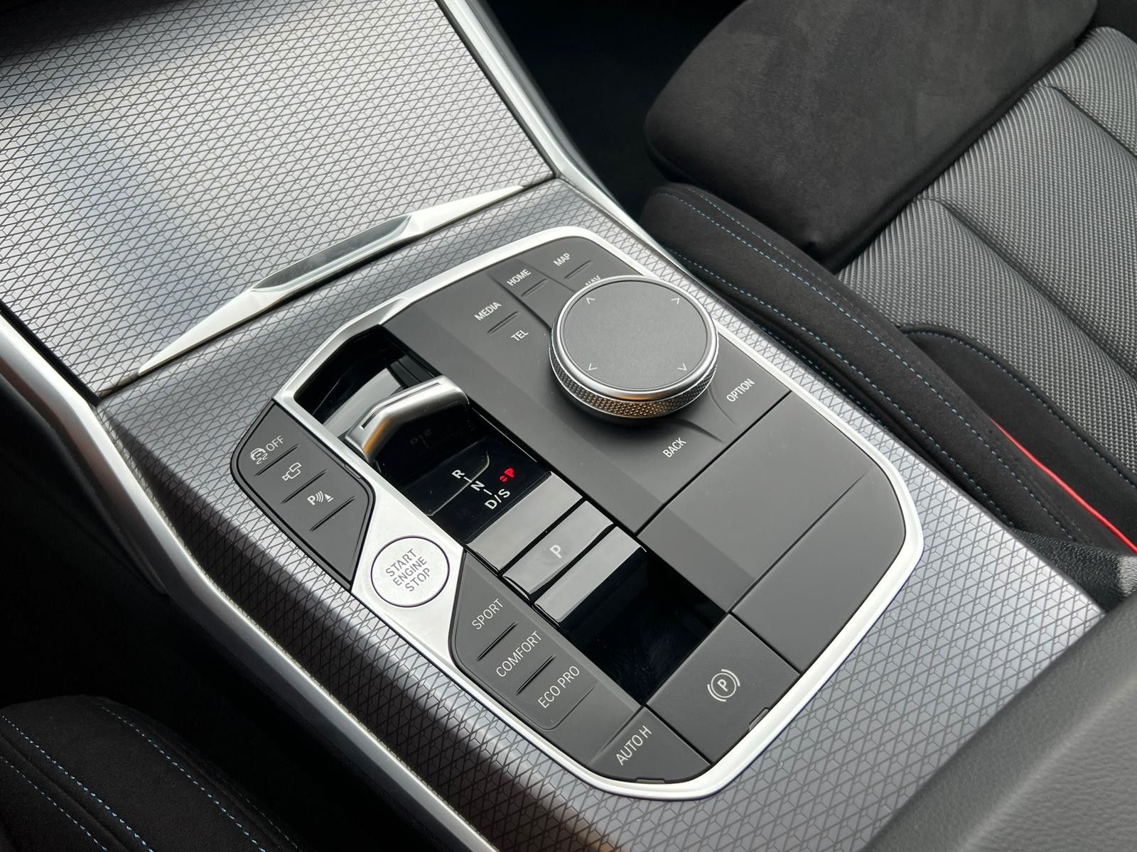 BMW 318d M SPORT-LASER-360 KAMERA-WIDESCREEN-M PAKET
