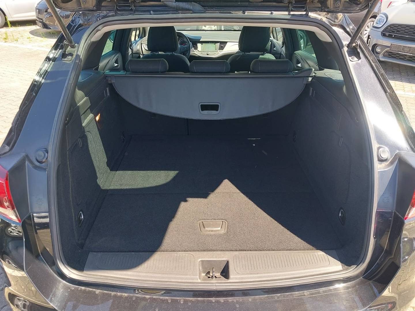 Opel Astra K Sports Tourer 1.5CDTI Edition - Samsaru's Car Outlet