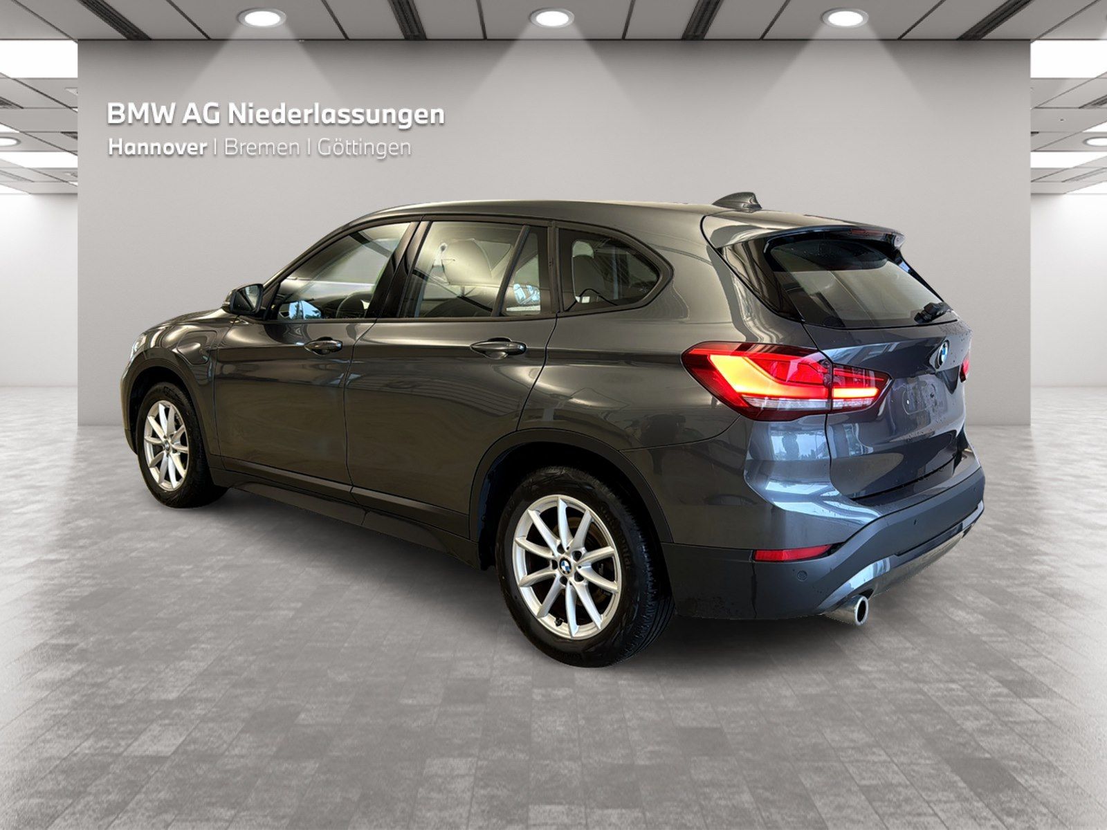 BMW X1 xDrive25e - Samsaru's Car Outlet
