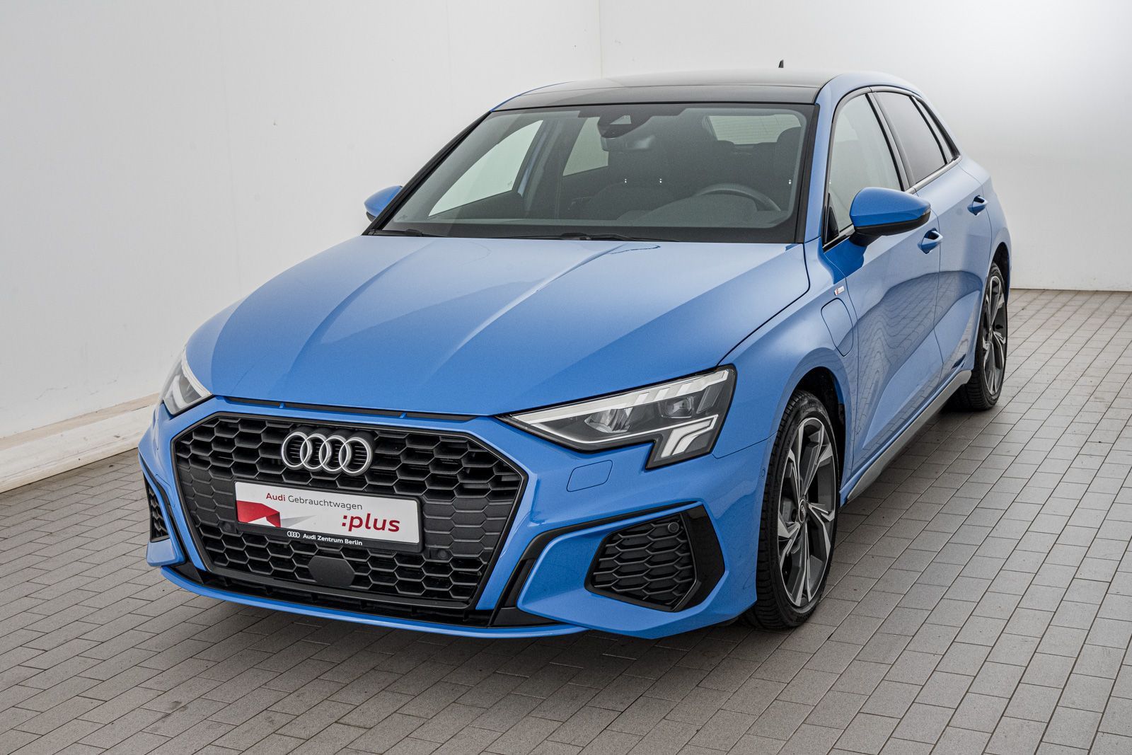 Audi A3 Sportback 40 TFSI e S line S tr. - Samsaru's Car Outlet