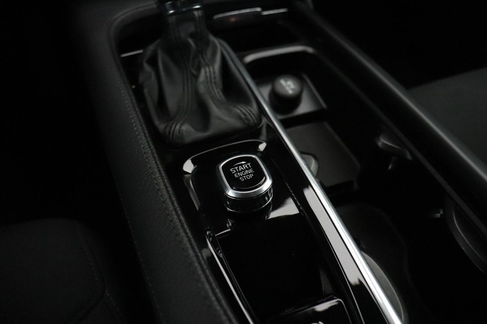 Volvo S90 2.0 T4 Momentum | kamera | VIRTUAL COCKPIT |