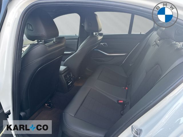 BMW 320 dA xDrive Lim. LC Prof Ad.LED AHK Sportsitz