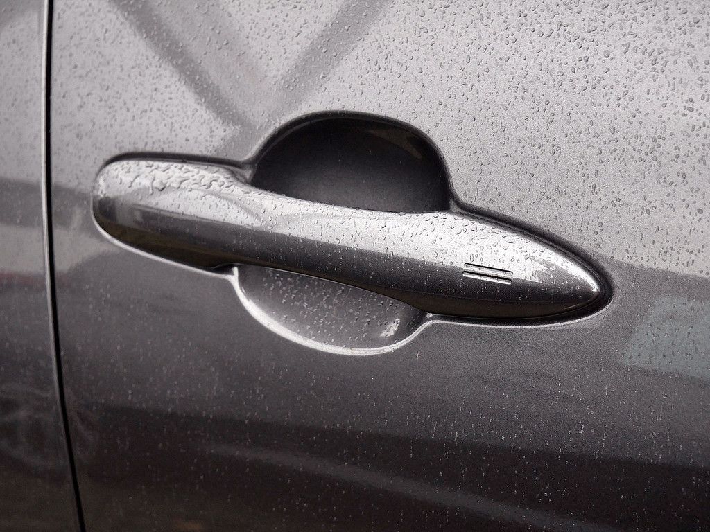 Toyota Yaris Hybrid Style Comfort PDC ACC LED KAMERA