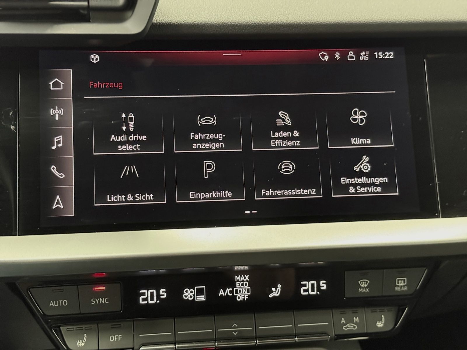 Audi A3 Sportback 45 TFSIe S LINE LM17 TEMPOMAT STAND