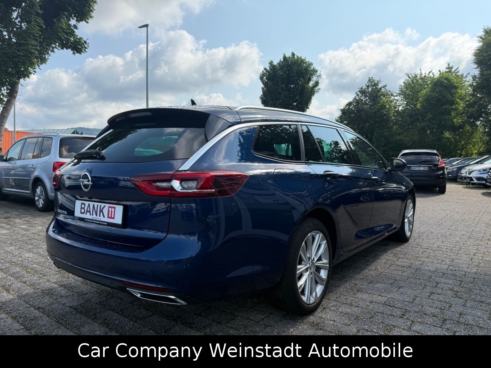 Opel Insignia B Sports Tourer Business Elegance - Samsaru's Car Outlet