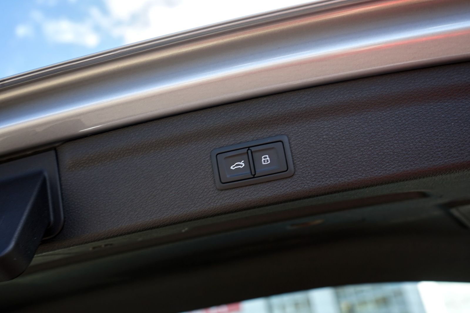 Audi Q3 40 TFSI qu. advanced - Samsaru's Car Outlet