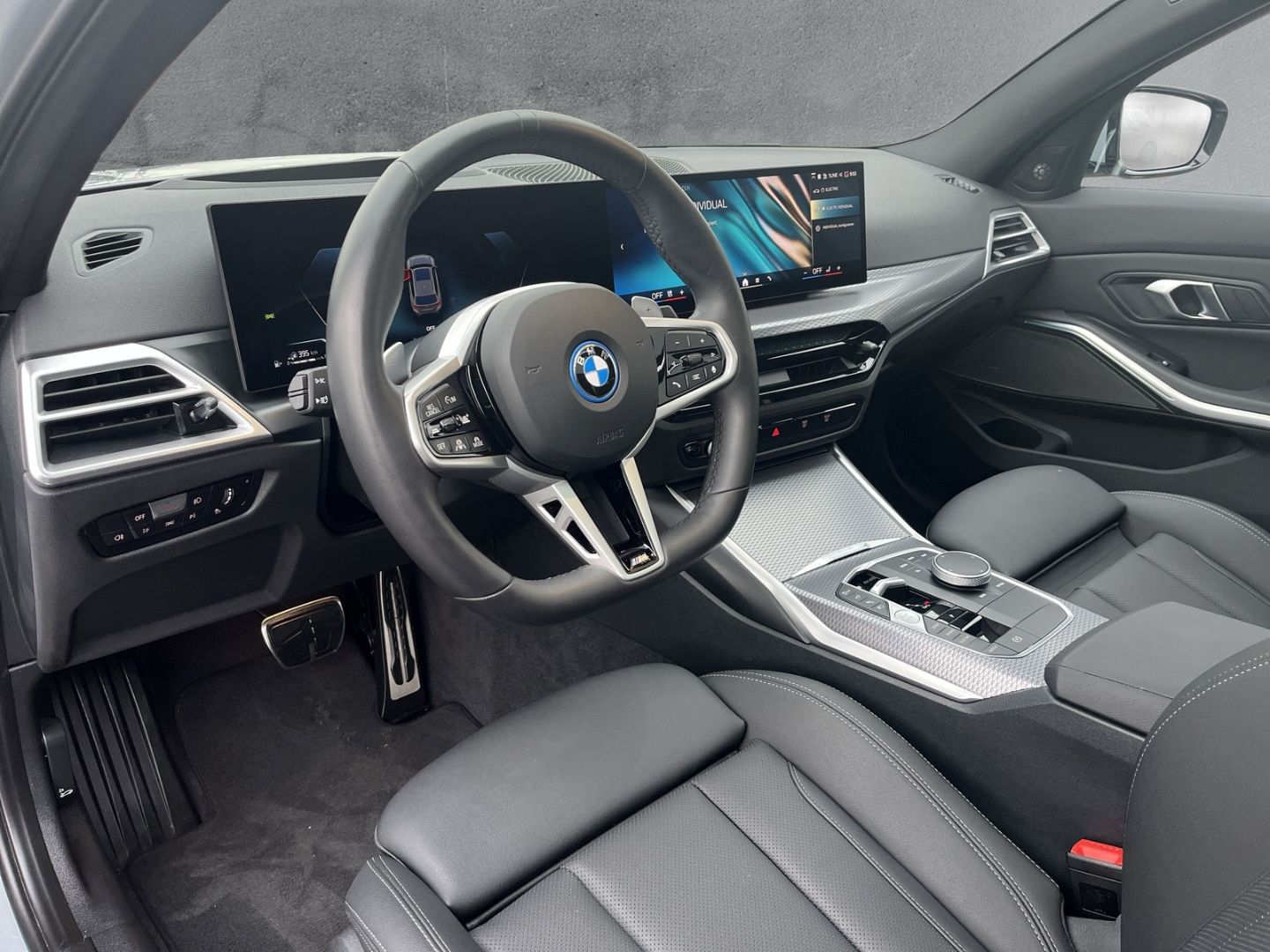 BMW 330 e xDRIVE TOURING M SPORT 18''LC PROF PANO AH
