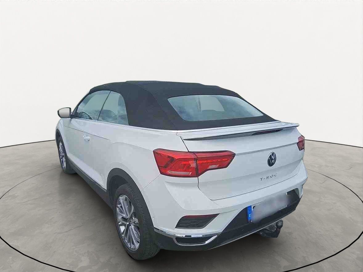 Volkswagen T-Roc 1.5 TSI Style - Samsaru's Car Outlet