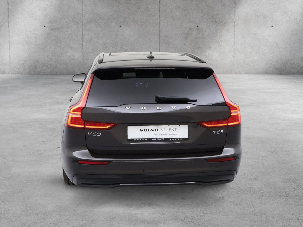 Volvo V60 T6 Plus Dark Recharge Plug-In Hybrid AWD