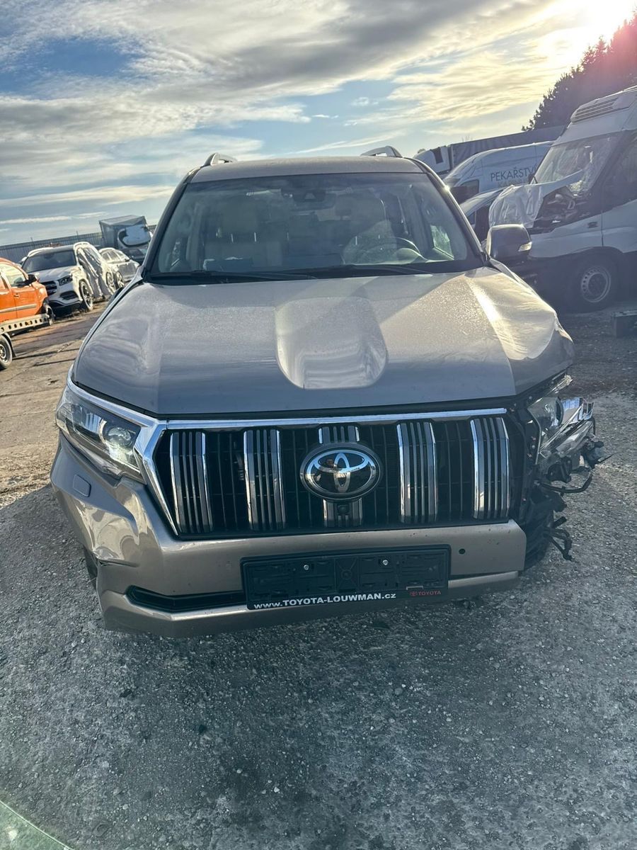 Toyota Land Cruiser 2.8 D-4D Executive AT motor start