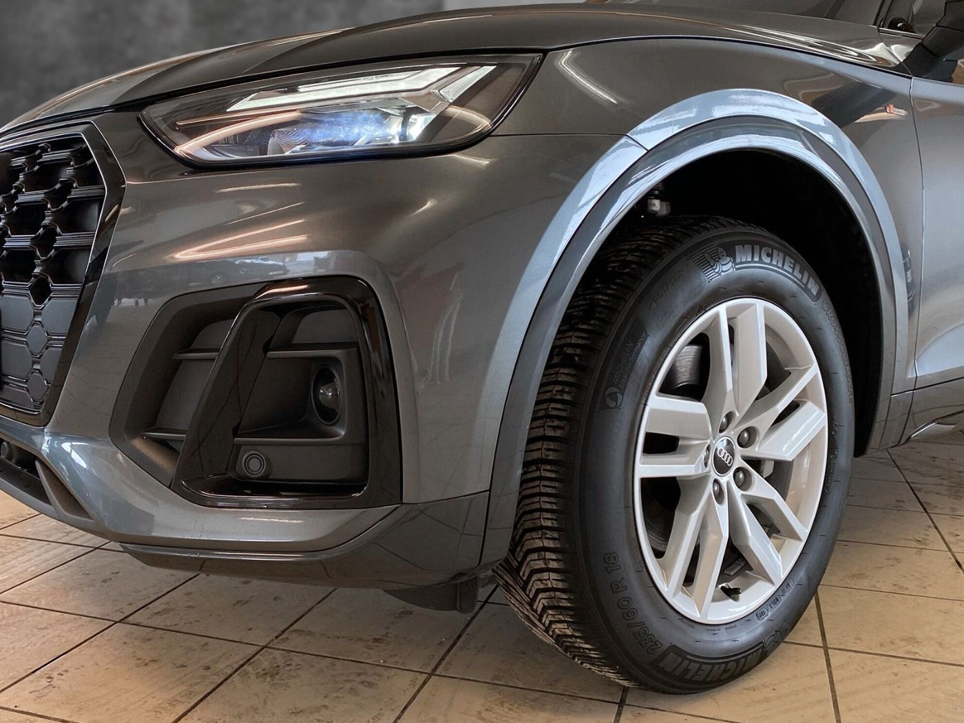 Audi Q5 S line 40 TDI q - Samsaru's Car Outlet