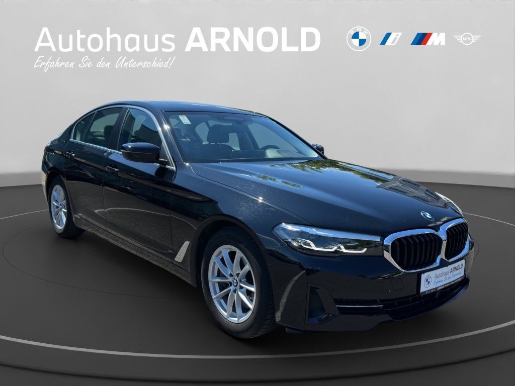 BMW 530d xDrive Limo Schiebedach AHK Stop+Go RFK Sit