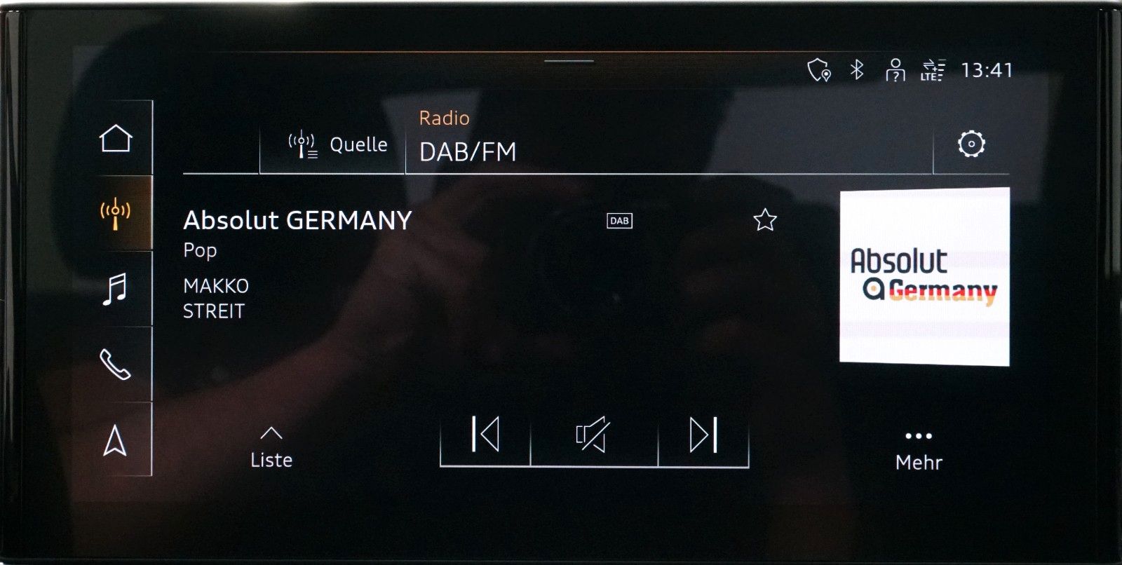 Audi A4 Lim. 40 TFSI S line - Samsaru's Car Outlet