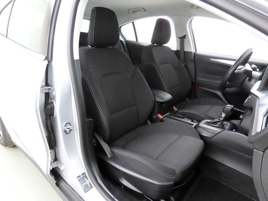 Ford Focus 1.0 M-Hybrid Aut Titanium iACC+LED+Kam+SHZ