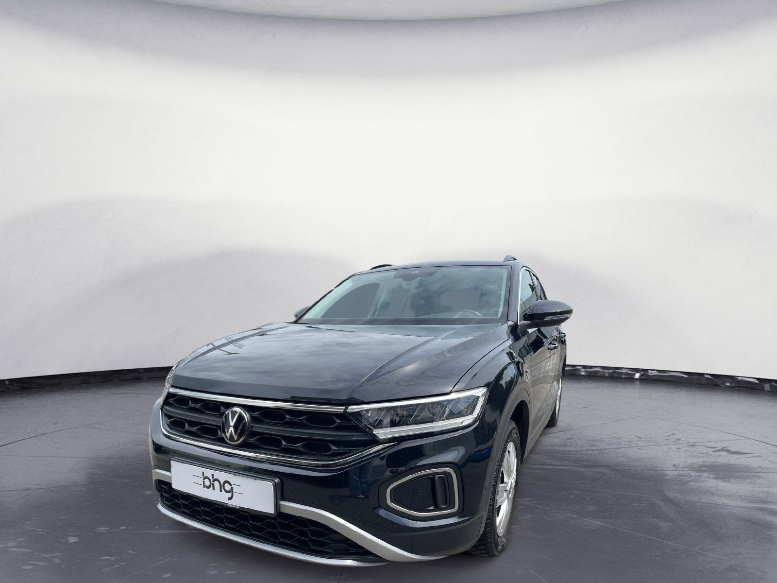 Volkswagen T-Roc Life 1.0 l TSI - Samsaru's Car Outlet