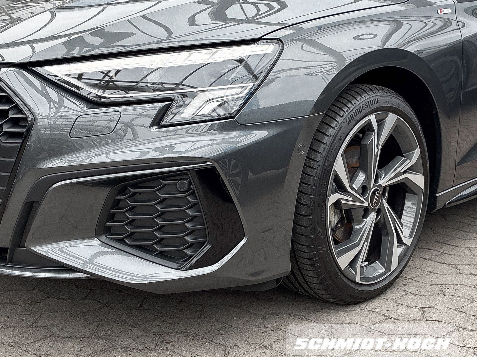 Audi A3 35 Sportback 1.5 TFSI S-Tronic S line MMI LED
