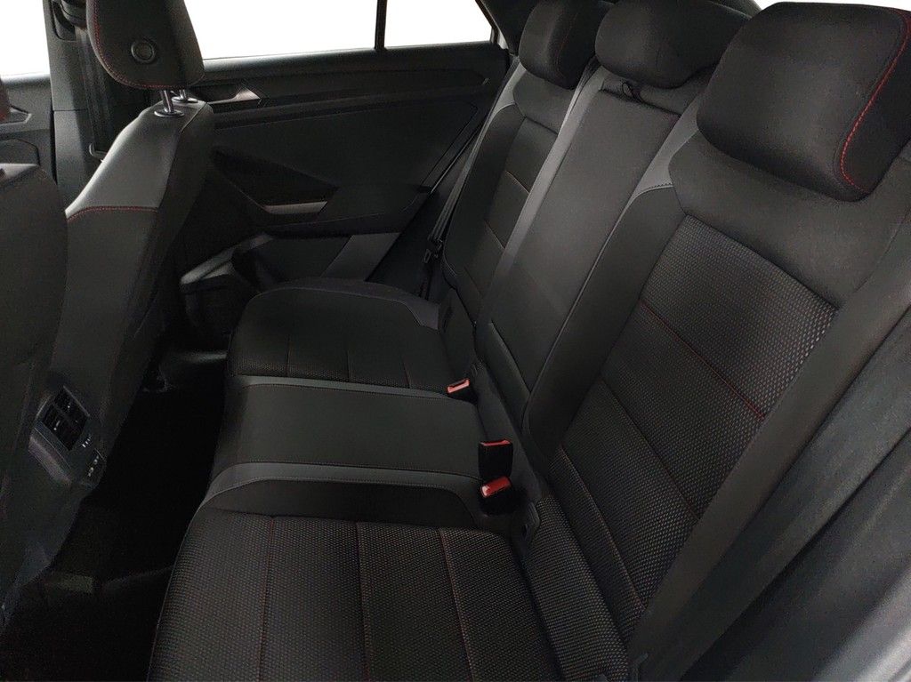 Volkswagen T-Roc 2.0 TDI DSG Sport R-Line - Samsaru's Car Outlet