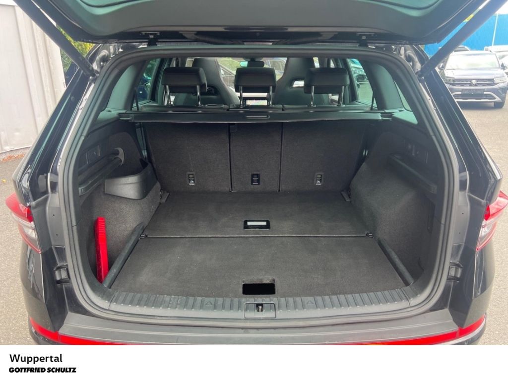 Skoda Kodiaq RS 245 PS PANO STANDHZ MATRIX DCC NAVI AC