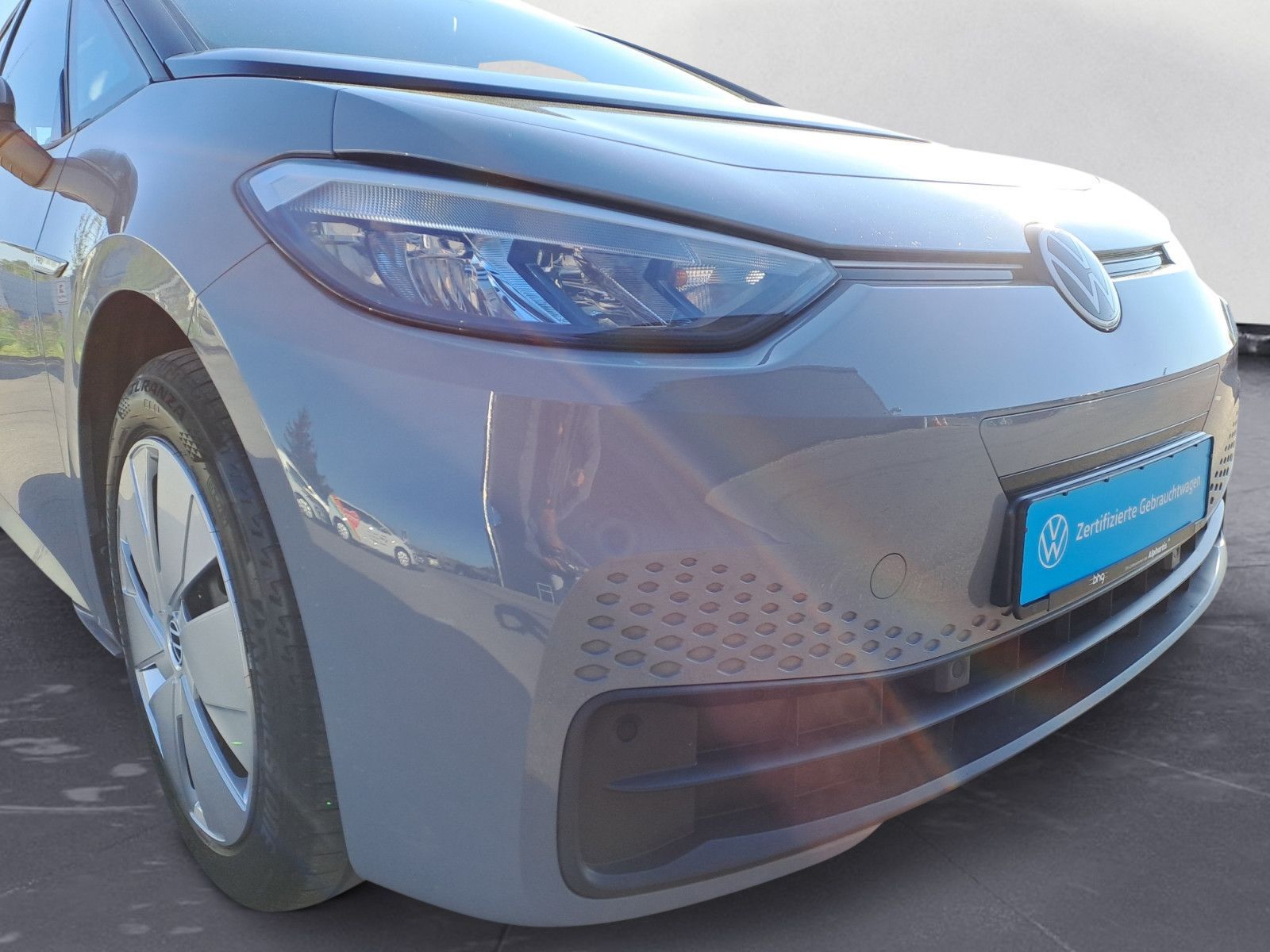 Volkswagen ID.3 Pro Performance - Samsaru's Car Outlet