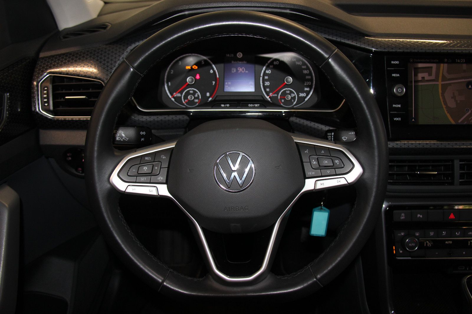 Volkswagen T-Cross Style - Samsaru's Car Outlet