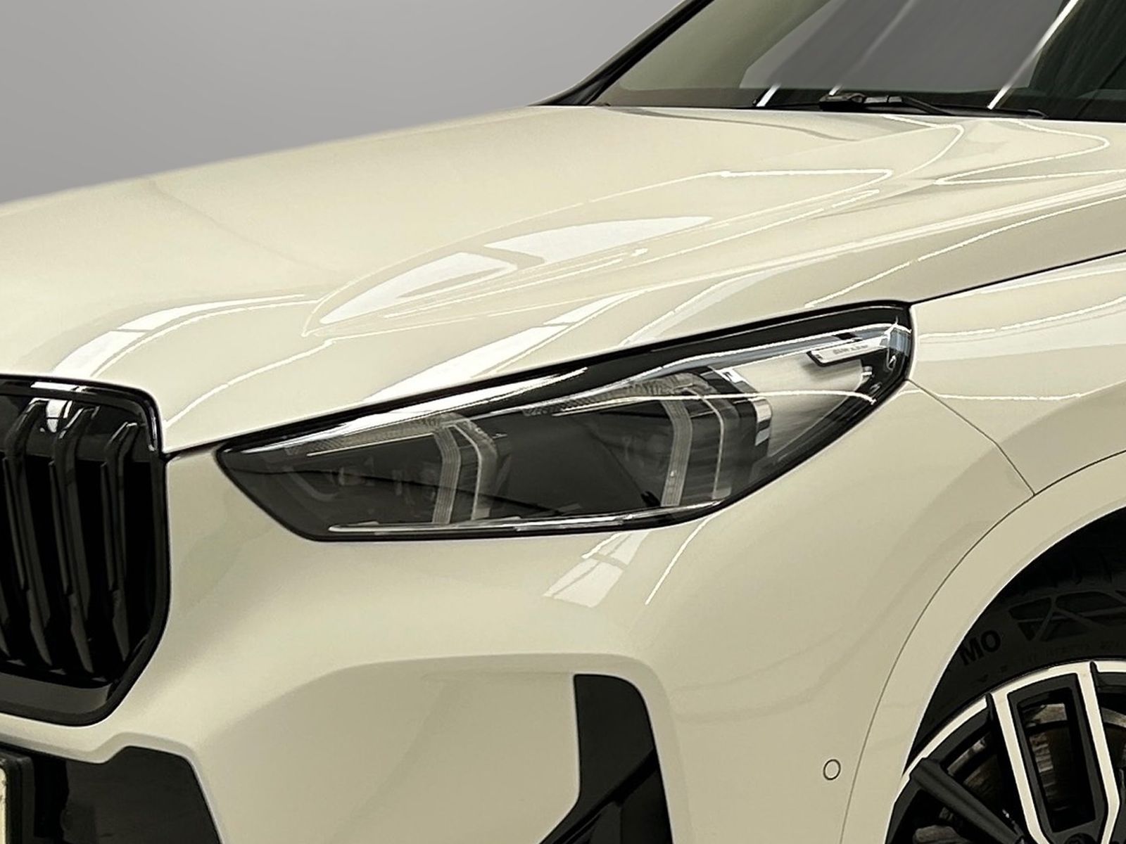 BMW X1 xDrive23i M Sport - Samsaru's Car Outlet