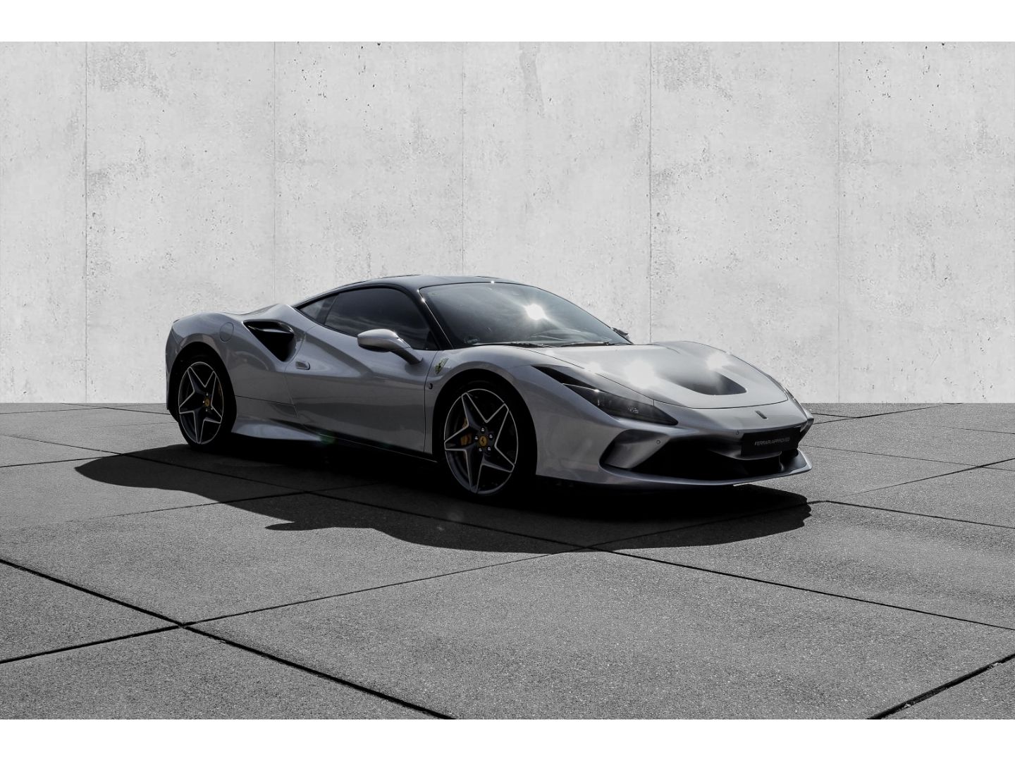 Ferrari F8 Tributo - Samsaru's Car Outlet