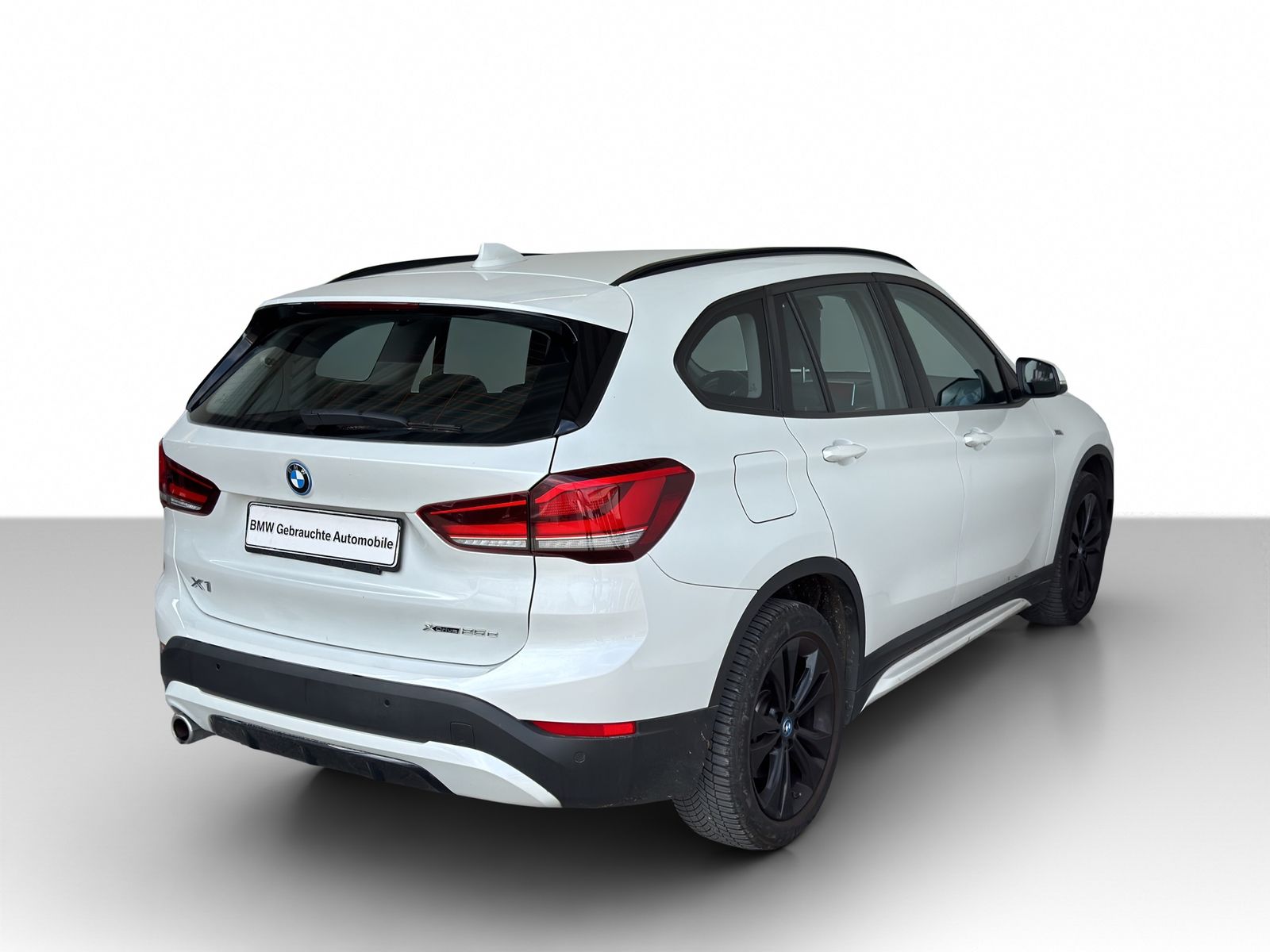 BMW X1 xDrive25e Sport Line - Samsaru's Car Outlet