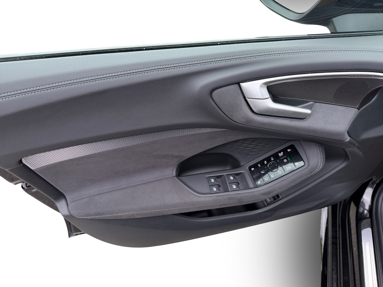 Audi A5 Lim e-hybrid 270kW S-LINE MATRIX+B&O+HuD+PANO