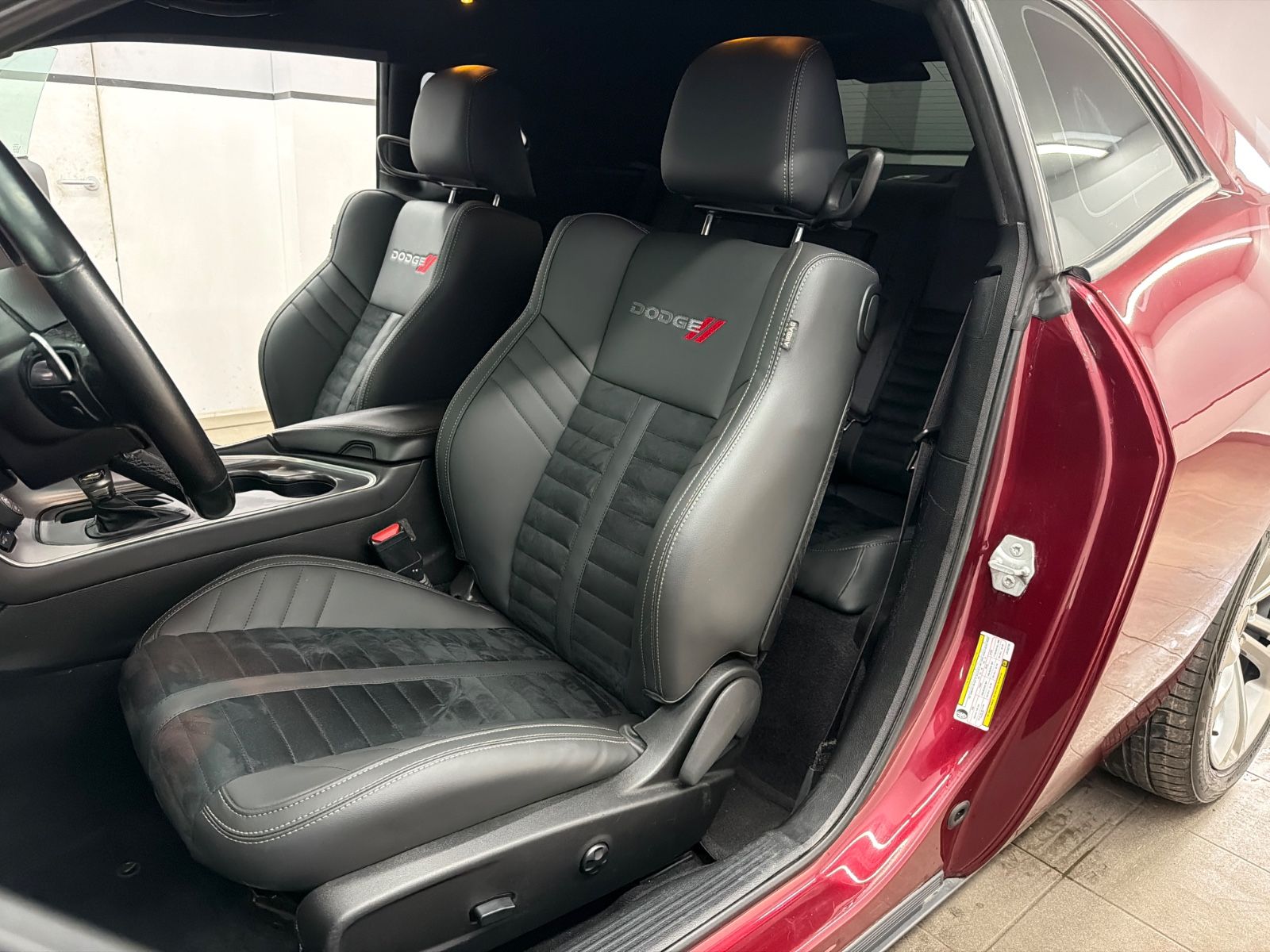 Dodge Challenger R/T 5.7 V8/Octane-Red/Carplay/20"