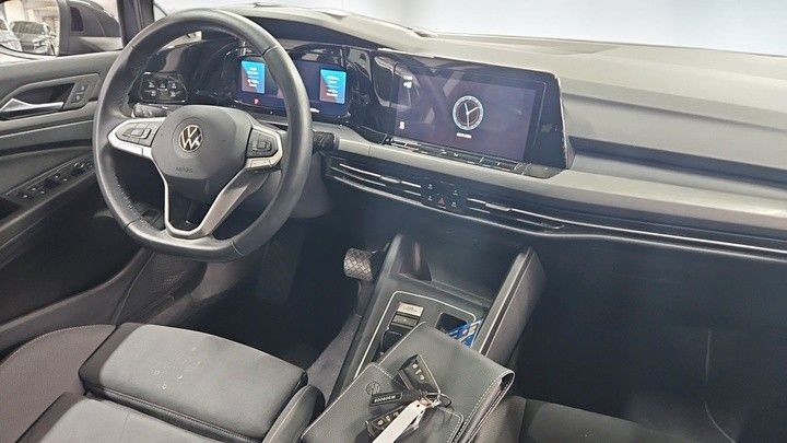 Volkswagen Golf VIII Lim. Style eHybrid*PANO*IQ*DCC*HEAD*ME