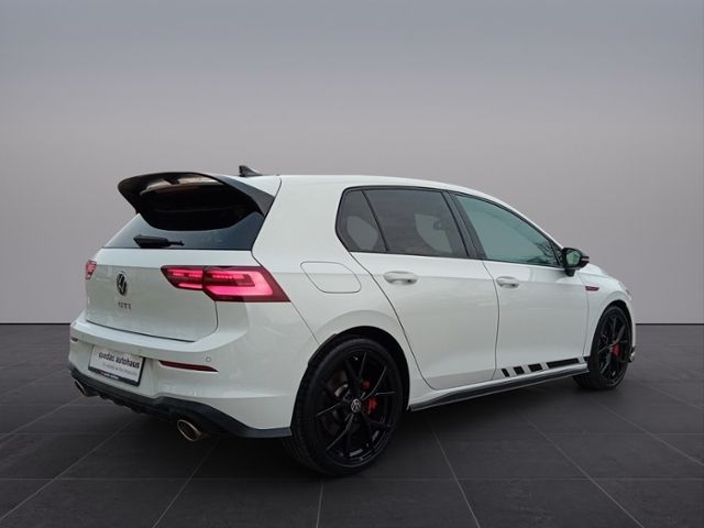 Volkswagen Golf VIII 2.0 TSI GTI Clubsport Black - Samsaru's Car Outlet
