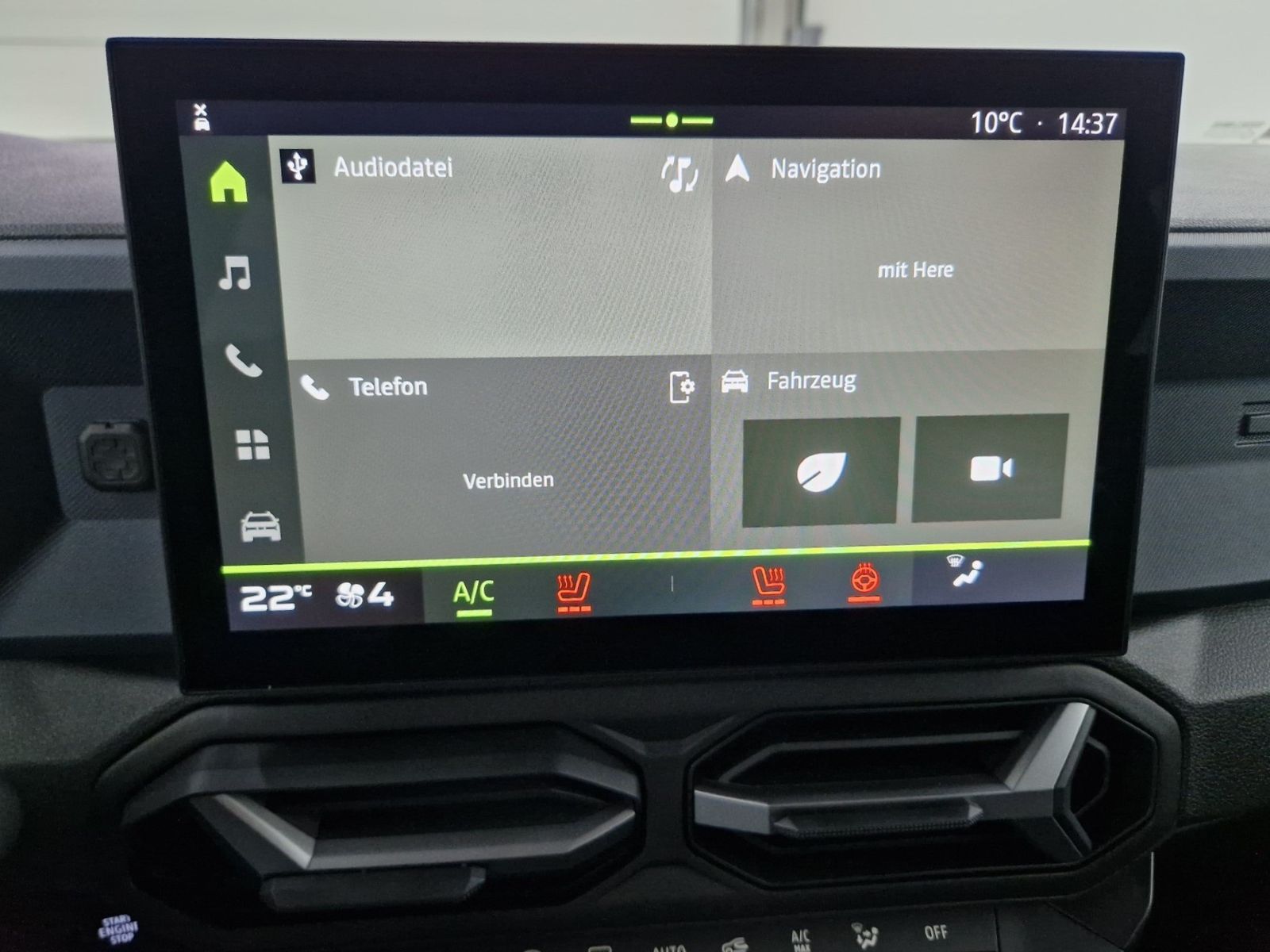 Dacia Duster Journey TCe 130 - Samsaru's Car Outlet