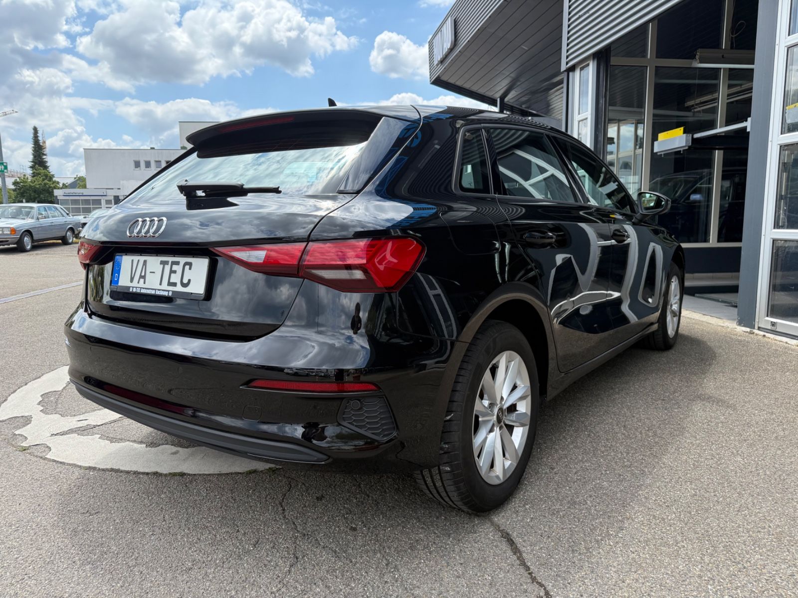 Audi A3 Sportback 30 TFSI S-Tronic - Samsaru's Car Outlet