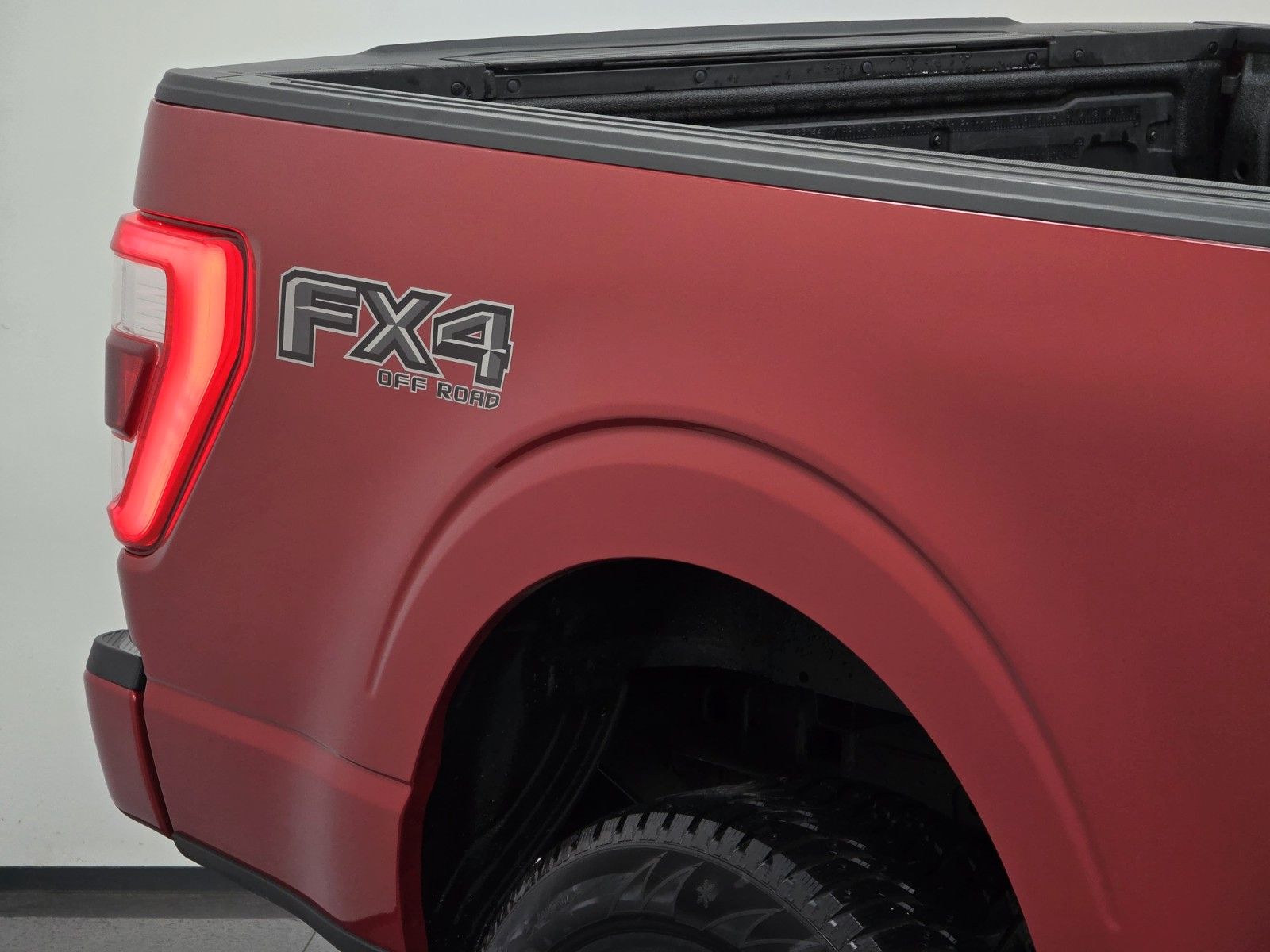 Ford F 150 Lariat - Samsaru's Car Outlet