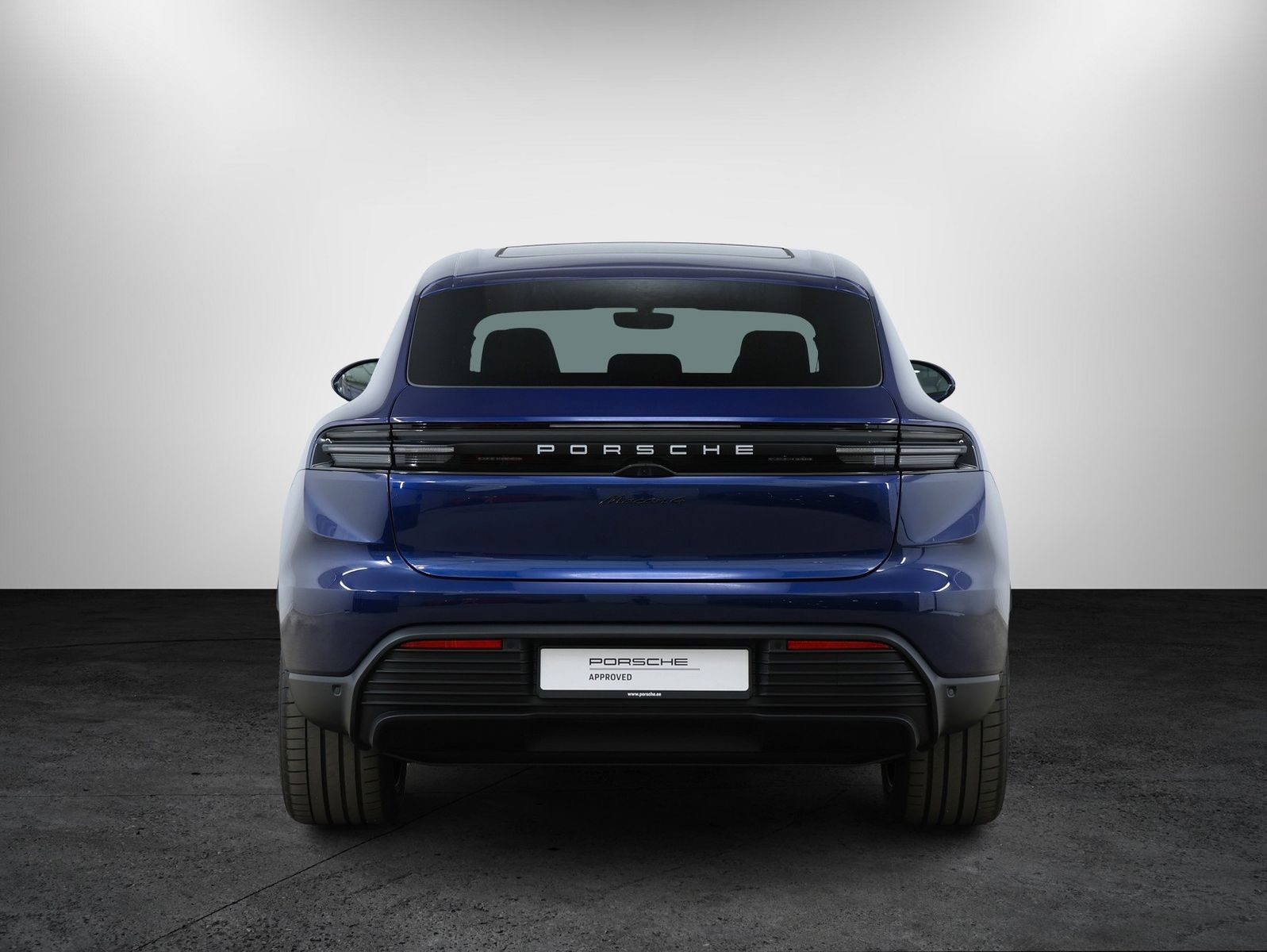 Porsche Macan Electric 4