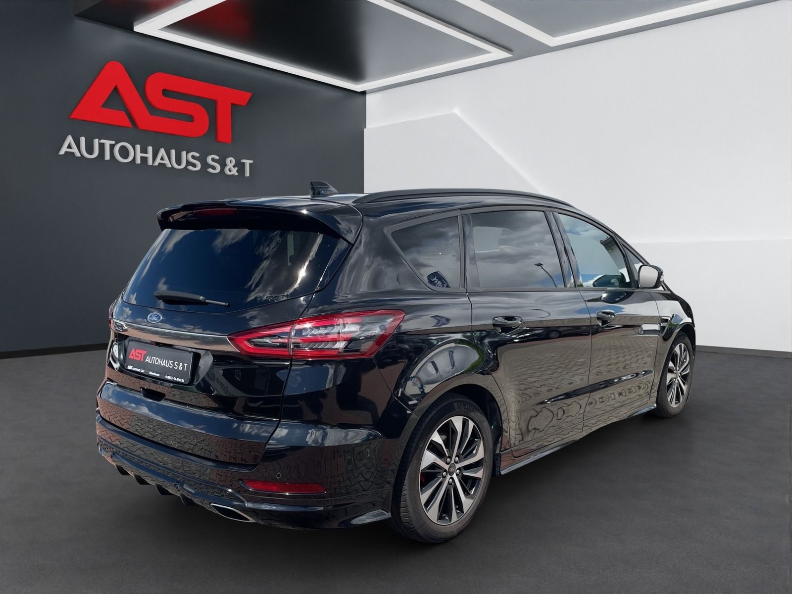 Ford S-MAX 2.0 EB ST-Line AHK/NAVI/LED/MEMORY/RFK