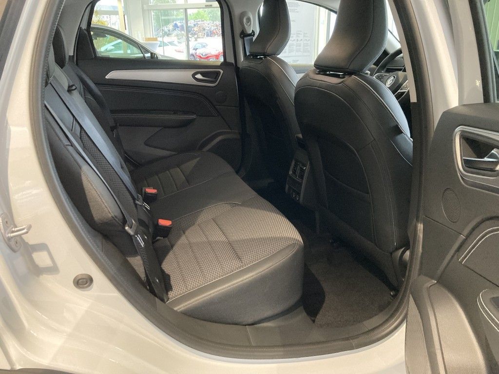 Renault Arkana INTENS TCe 140 EDC - Samsaru's Car Outlet