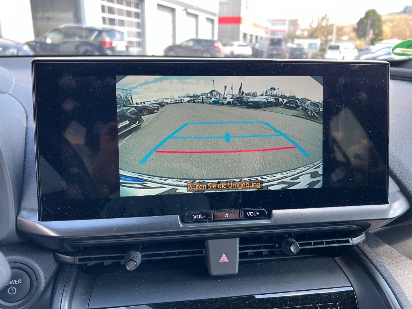 Toyota C-HR 1.8l Hybrid - Samsaru's Car Outlet