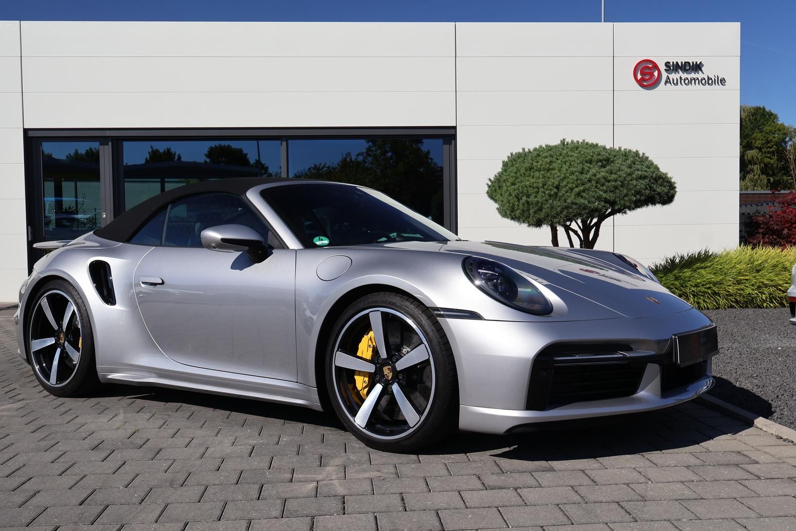 Porsche 992 - 911 Carrera Turbo S cabrio HERITAGE Manuf.