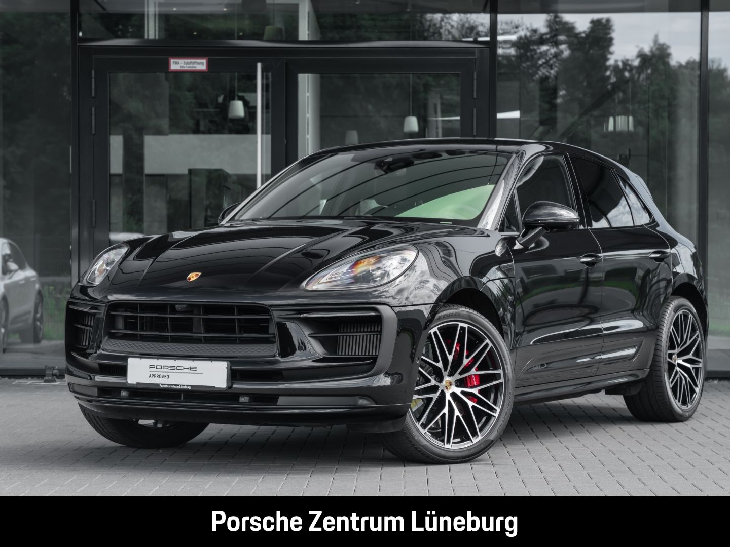 Porsche Macan GTS - Samsaru's Car Outlet