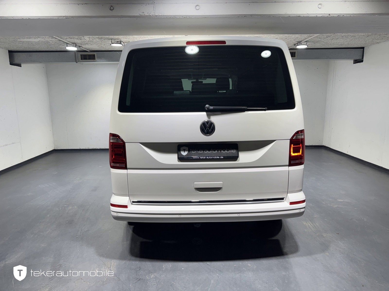 Volkswagen T6 Multivan 4Motion - Samsaru's Car Outlet